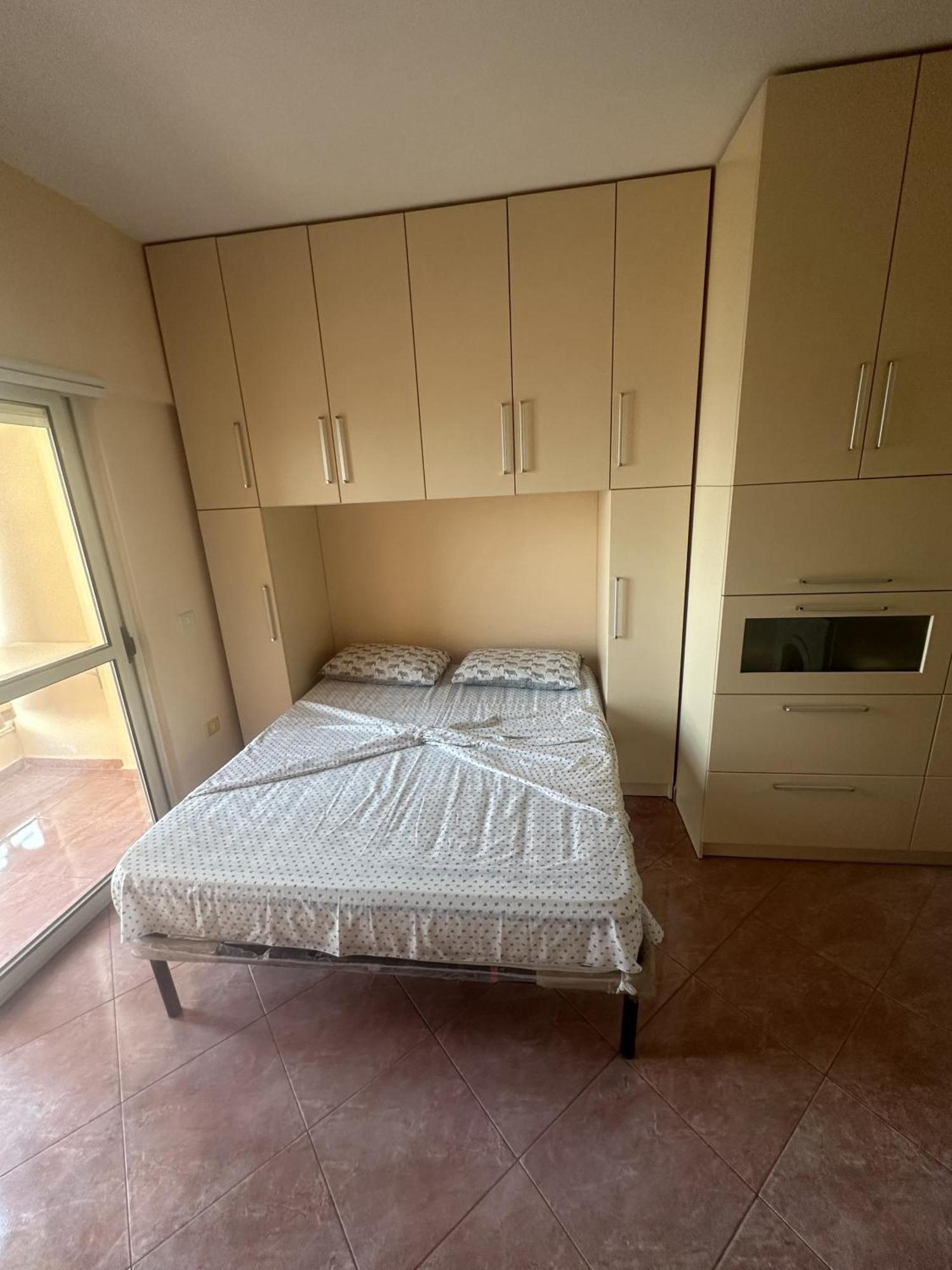 Апартаменти Albion Sea View Дуррес